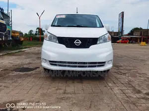Nissan NV200 2018 White