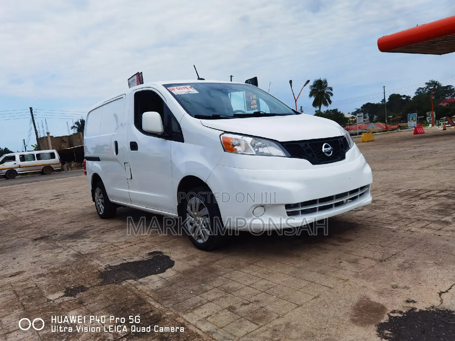 Nissan NV200 2018 White