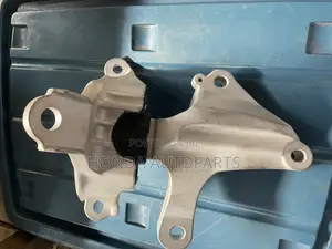 Honda Civic 2016 to 2021 Gearbox Mount/Seat