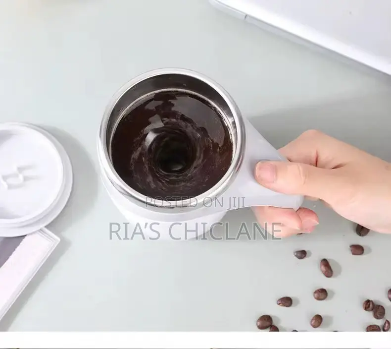 Automatic Stirring Coffee Mug