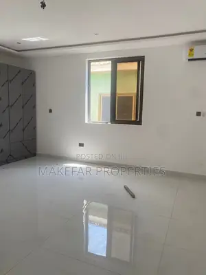 4bdrm House in Ashaley Botwe for sale