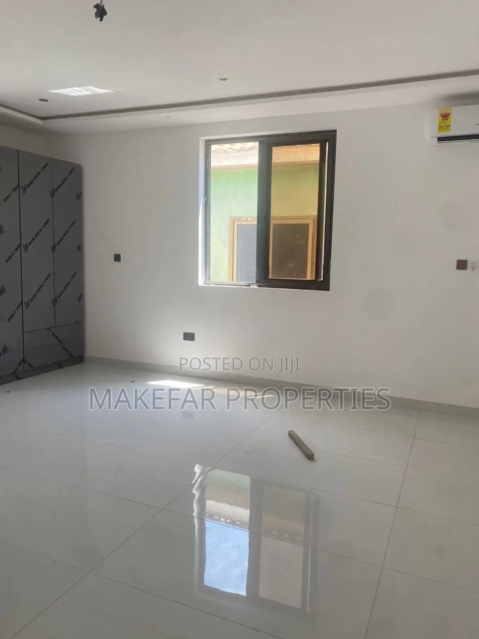 4bdrm House in Ashaley Botwe for sale