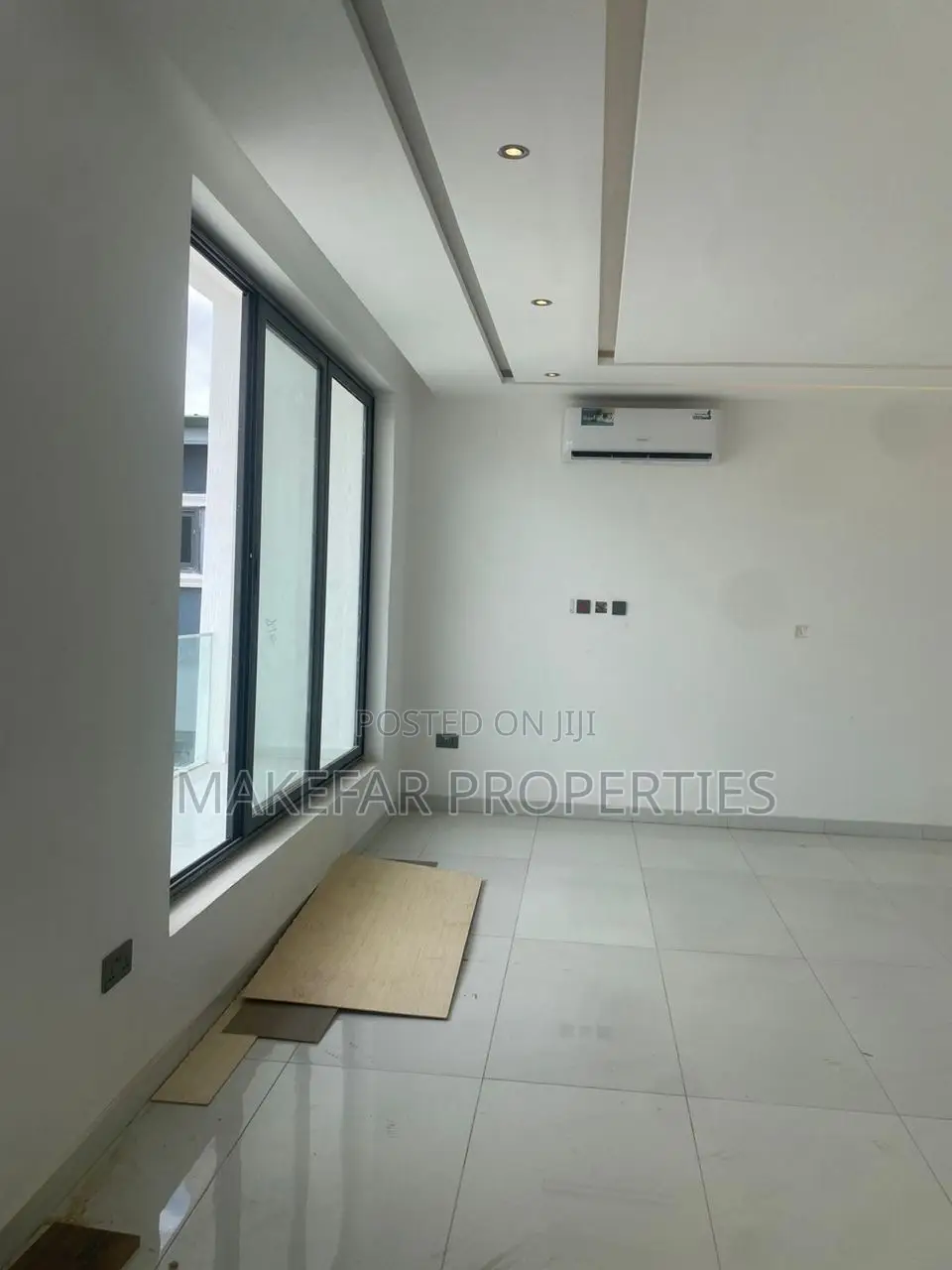 4bdrm House in Ashaley Botwe for sale