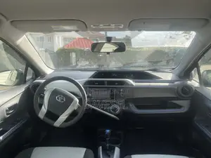 Toyota Aqua 2014 Blue