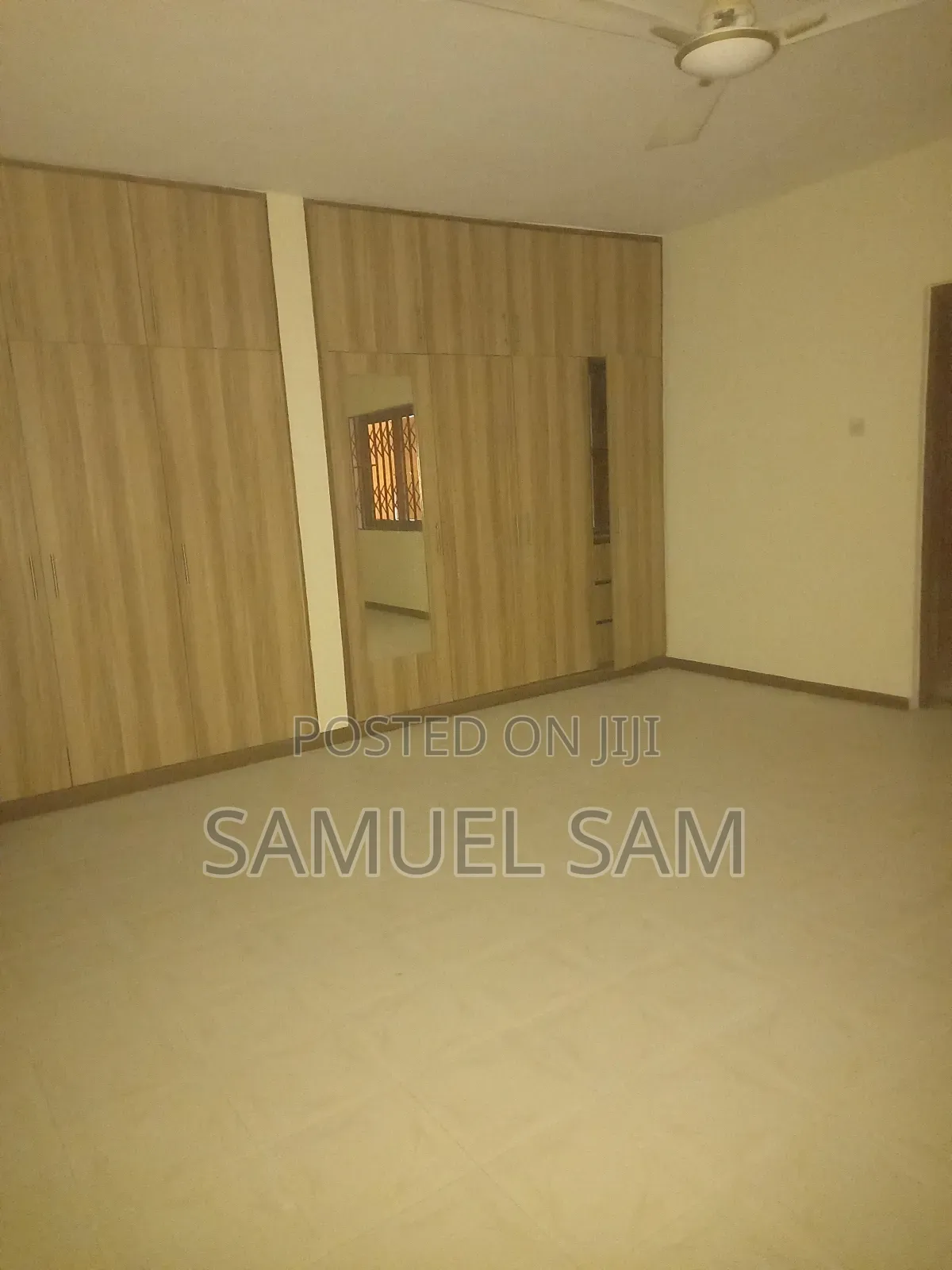 10bdrm House in Rama, Tema Metropolitan for rent