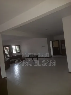 10bdrm House in Rama, Tema Metropolitan for rent