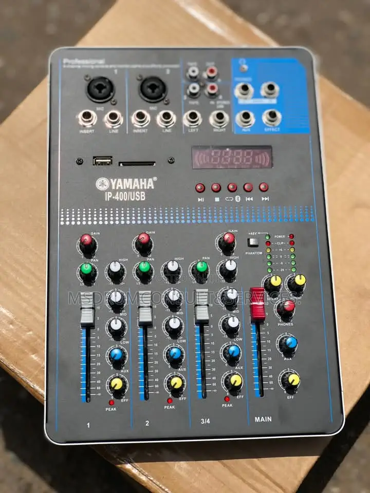 4 Channels Yamaha Mixer