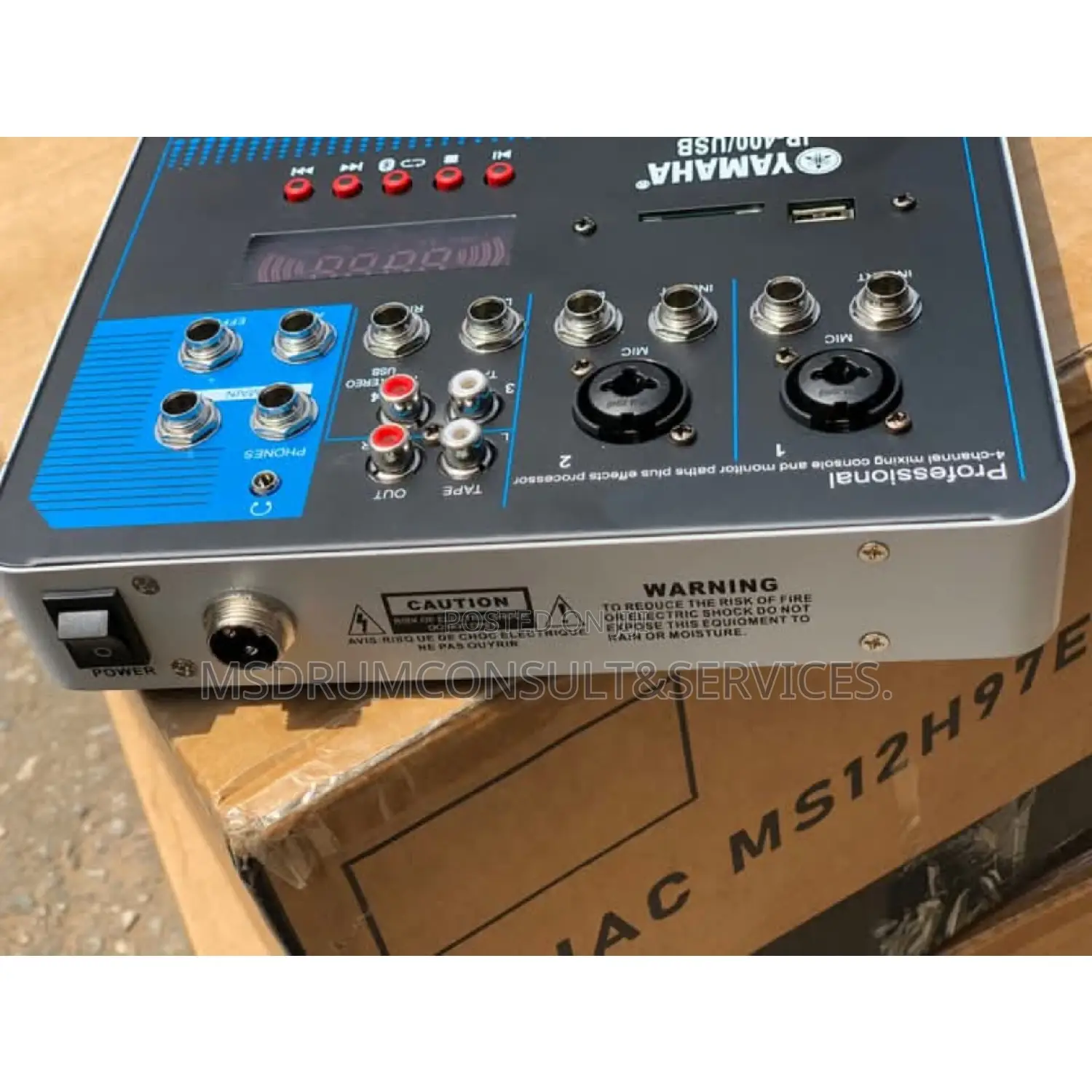 4 Channels Yamaha Mixer