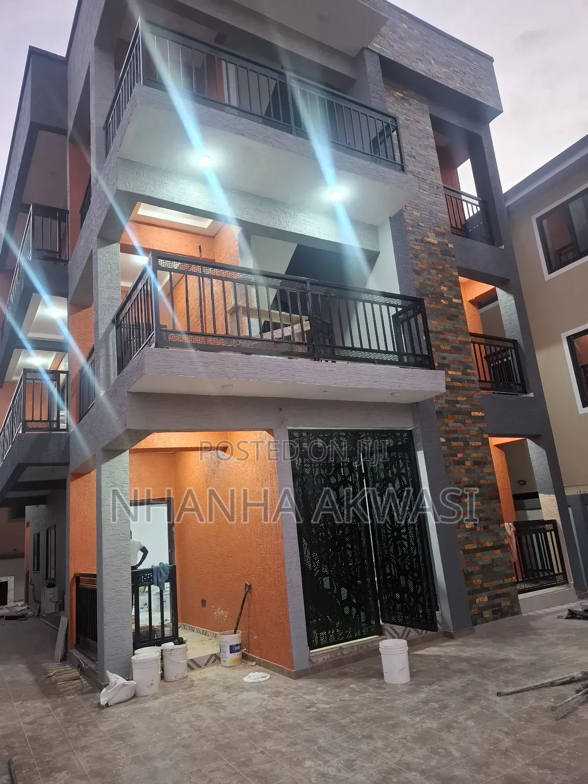 2bdrm Apartment in Community23, Tema Metropolitan for rent