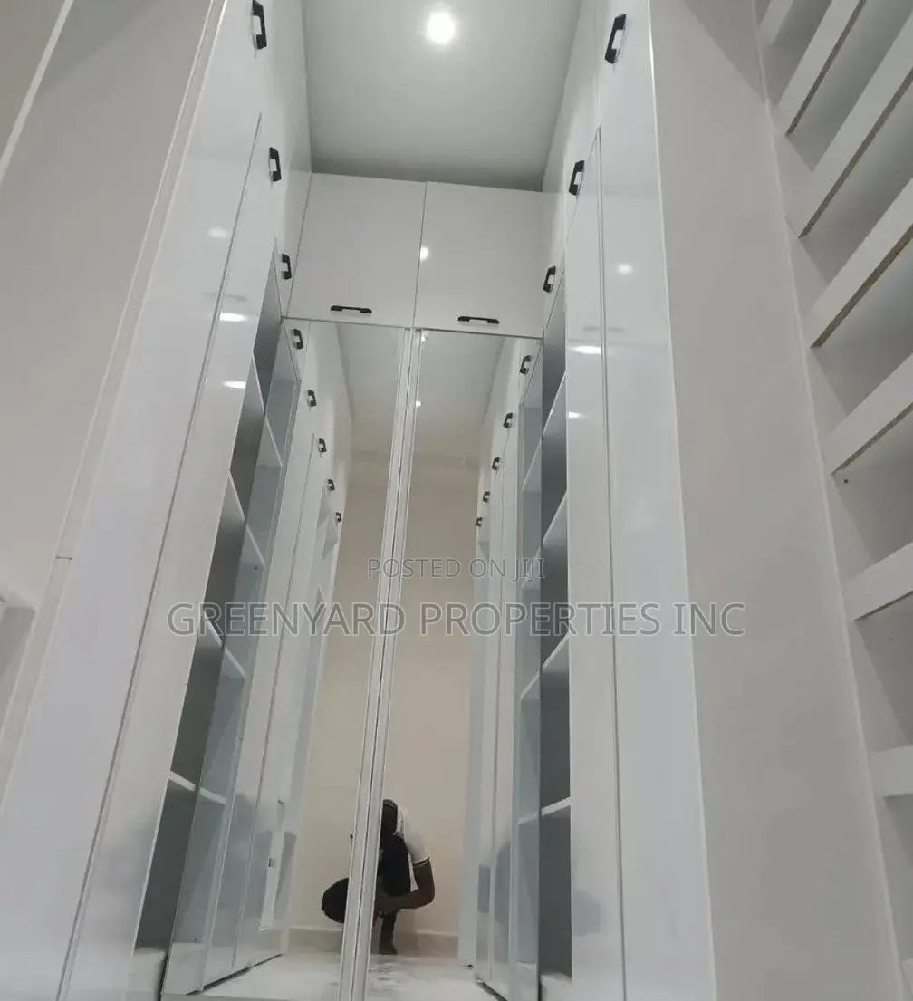 Furnished 4bdrm House in American House, East Legon for sale