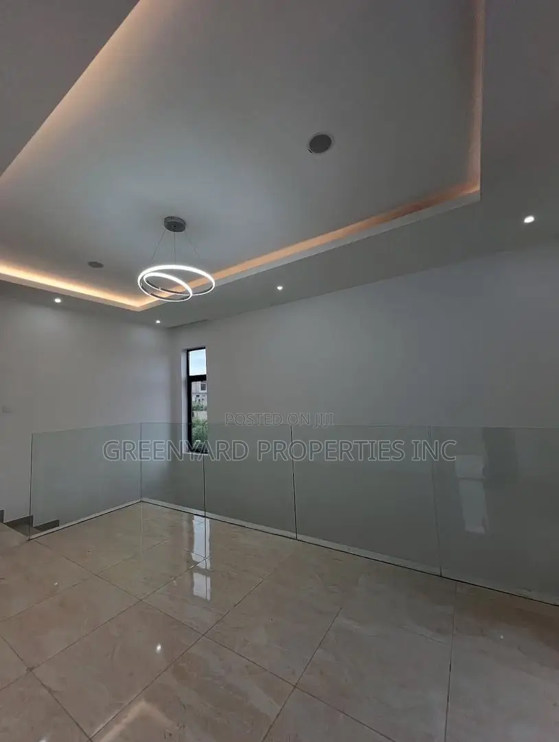 5bdrm House in East Legon Hills for sale