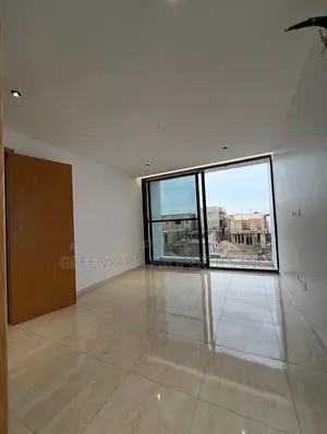 5bdrm House in East Legon Hills for sale