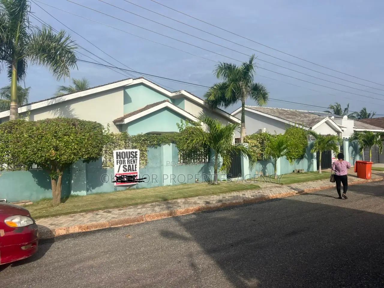 5bdrm House in Mataheko Tema Metropolitan for sale