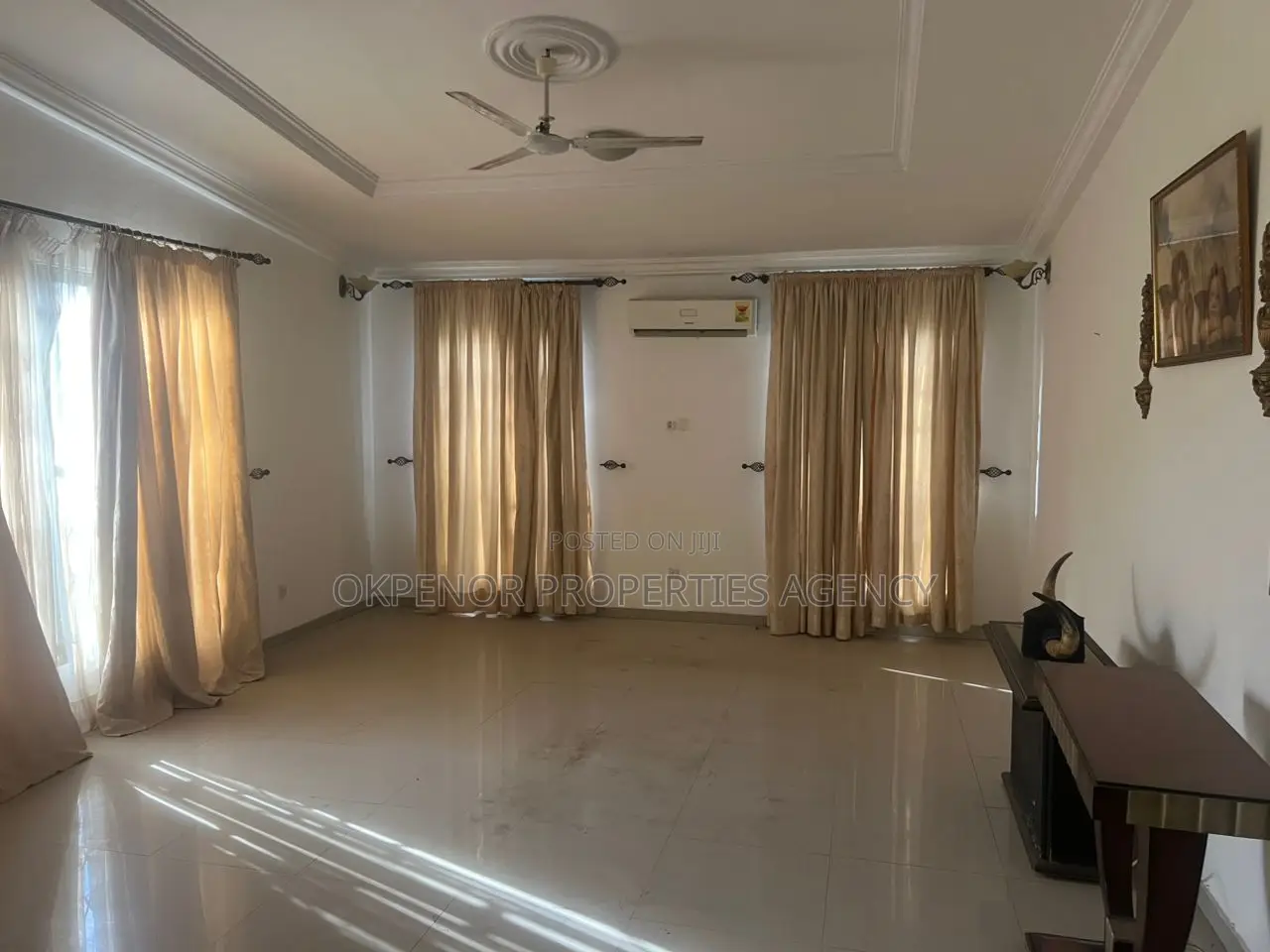 5bdrm House in Mataheko Tema Metropolitan for sale
