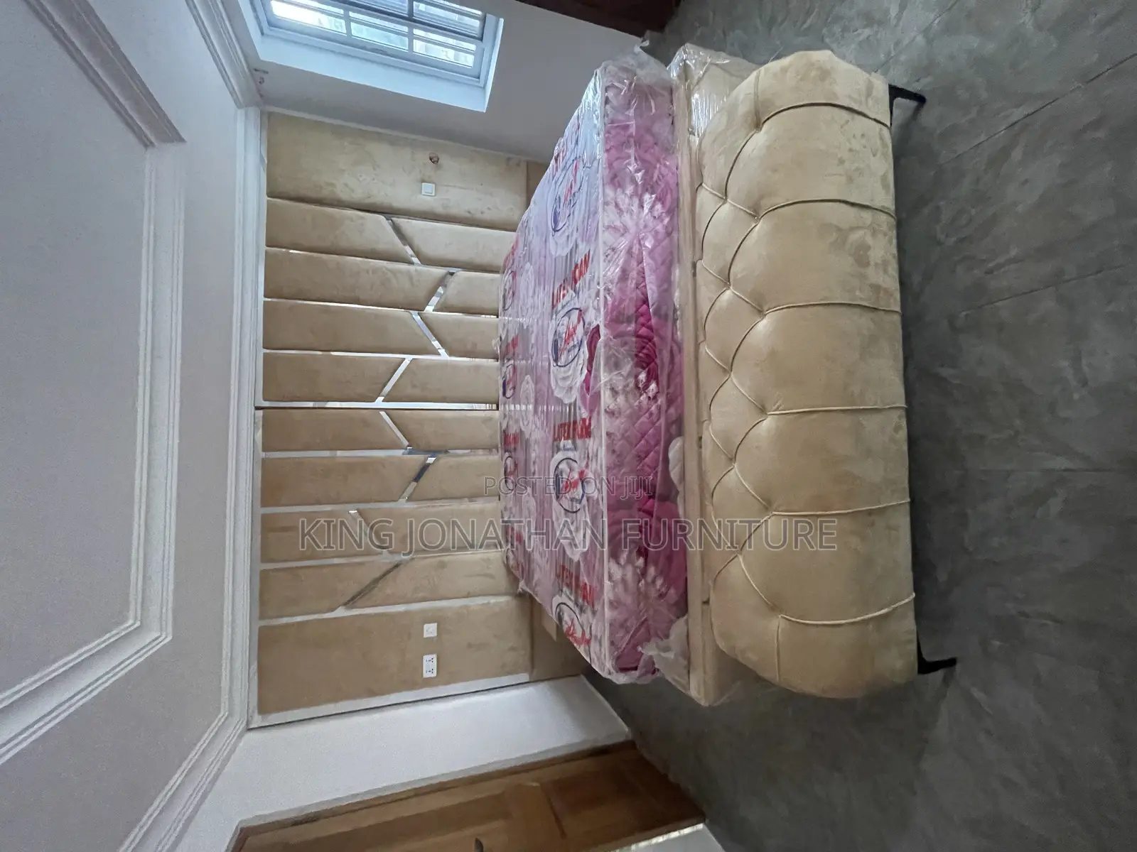 King Jonathan King Size Bed Frame And Ottoman With Two Sid