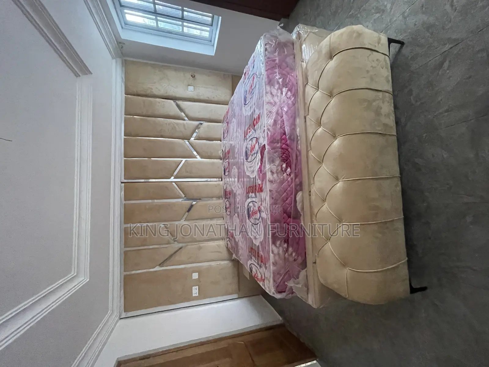 King Jonathan King Size Bed Frame And Ottoman With Two Sid