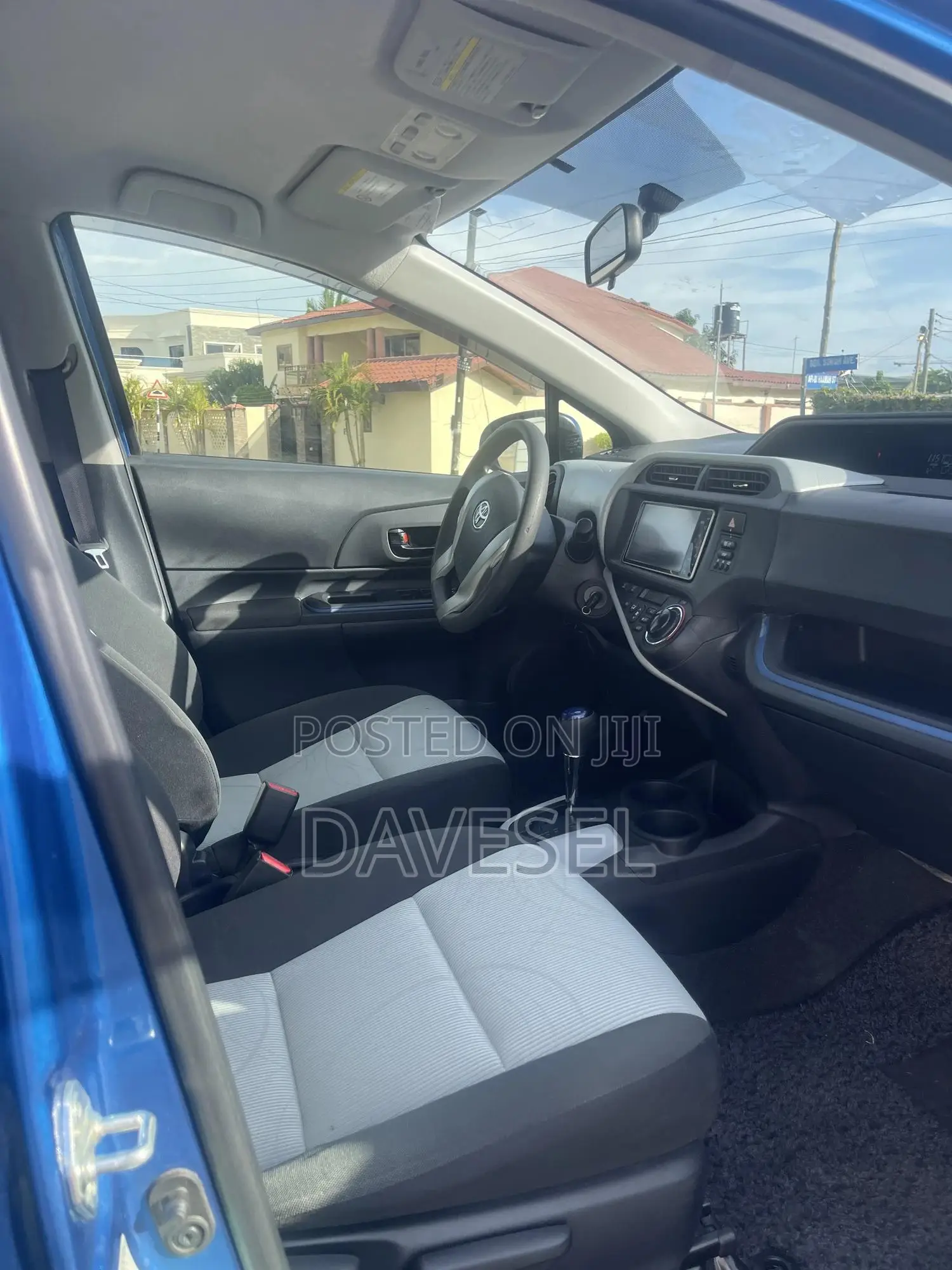 Toyota Aqua 2014 Blue