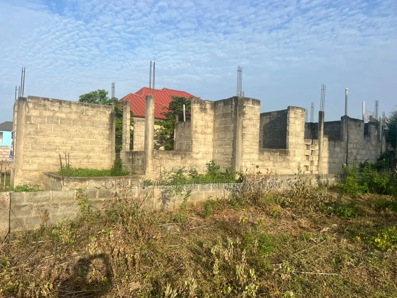 6bdrm House in Afienya, Tema Metropolitan for sale