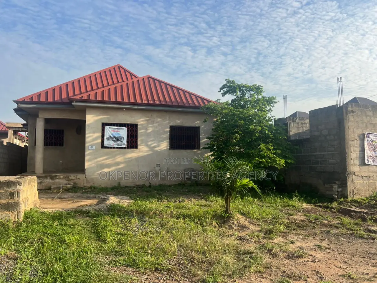 6bdrm House in Afienya, Tema Metropolitan for sale