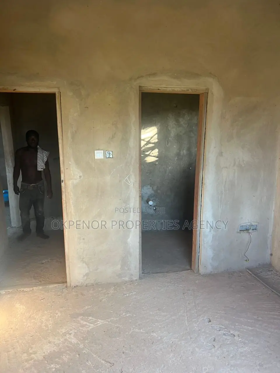 6bdrm House in Afienya, Tema Metropolitan for sale