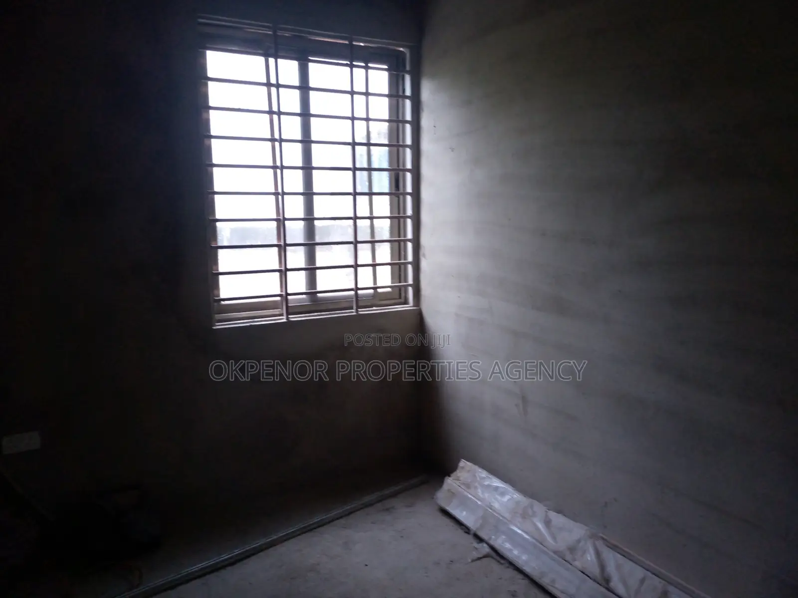 6bdrm House in Afienya, Tema Metropolitan for sale
