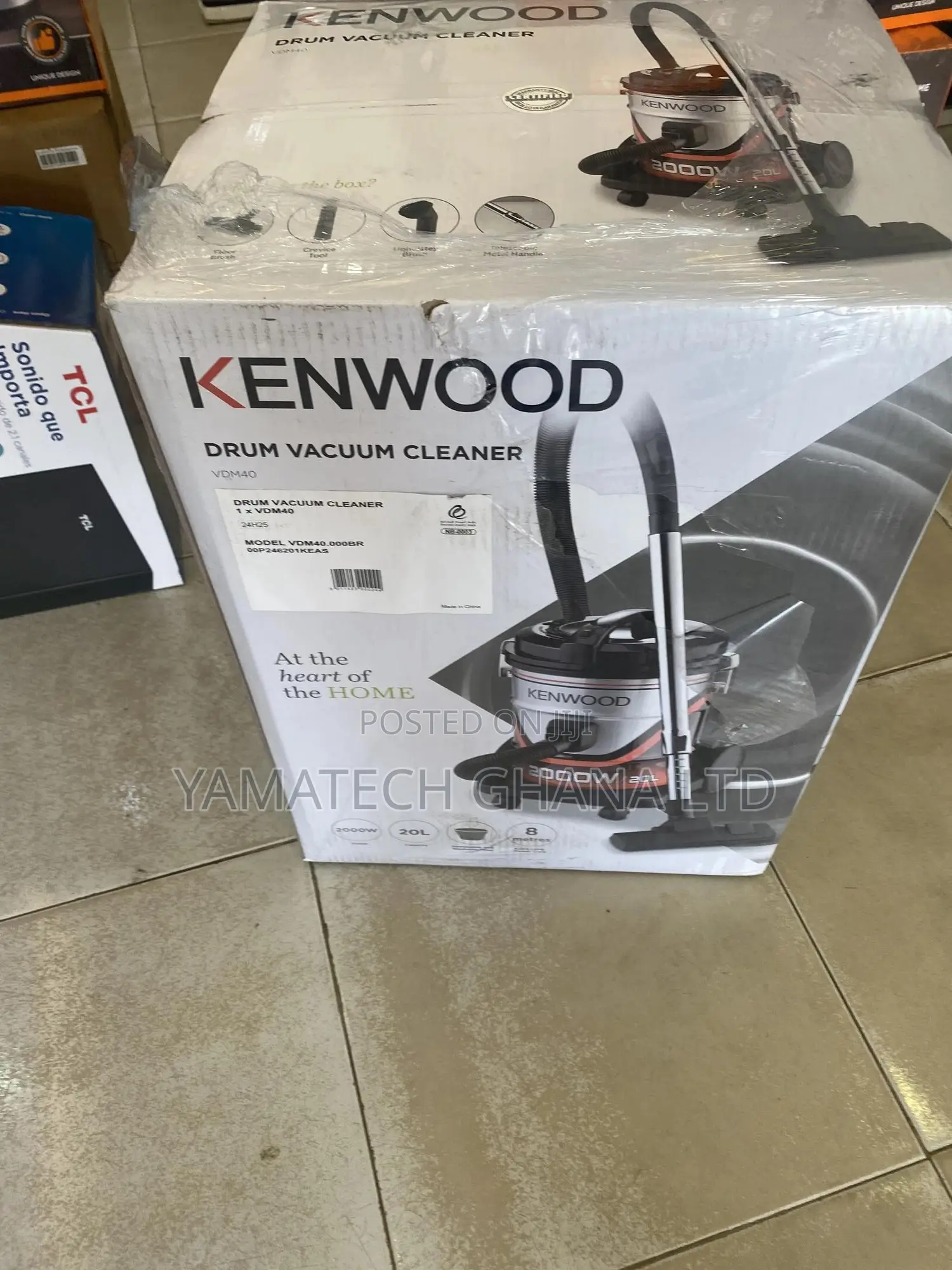Kenwood 20 Litre Vacuum Cleaner With Removable Bag