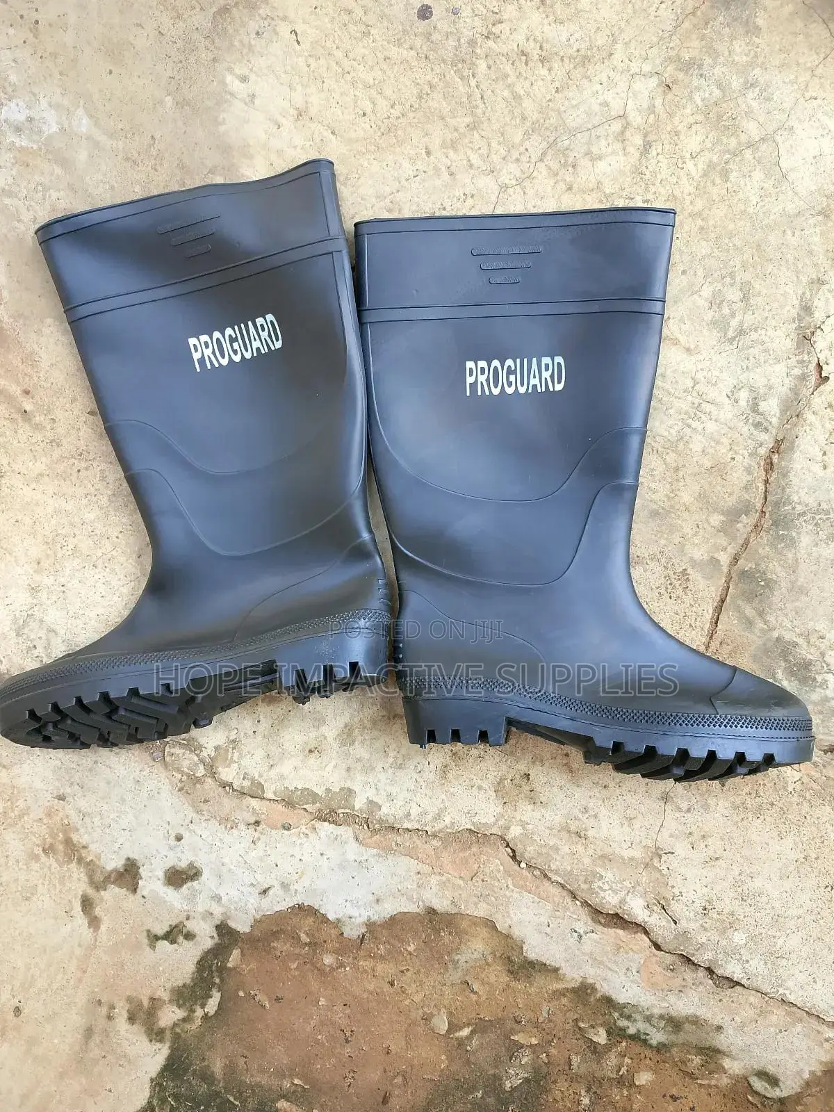Quality Rain Boots/Normal Wellington Boots.