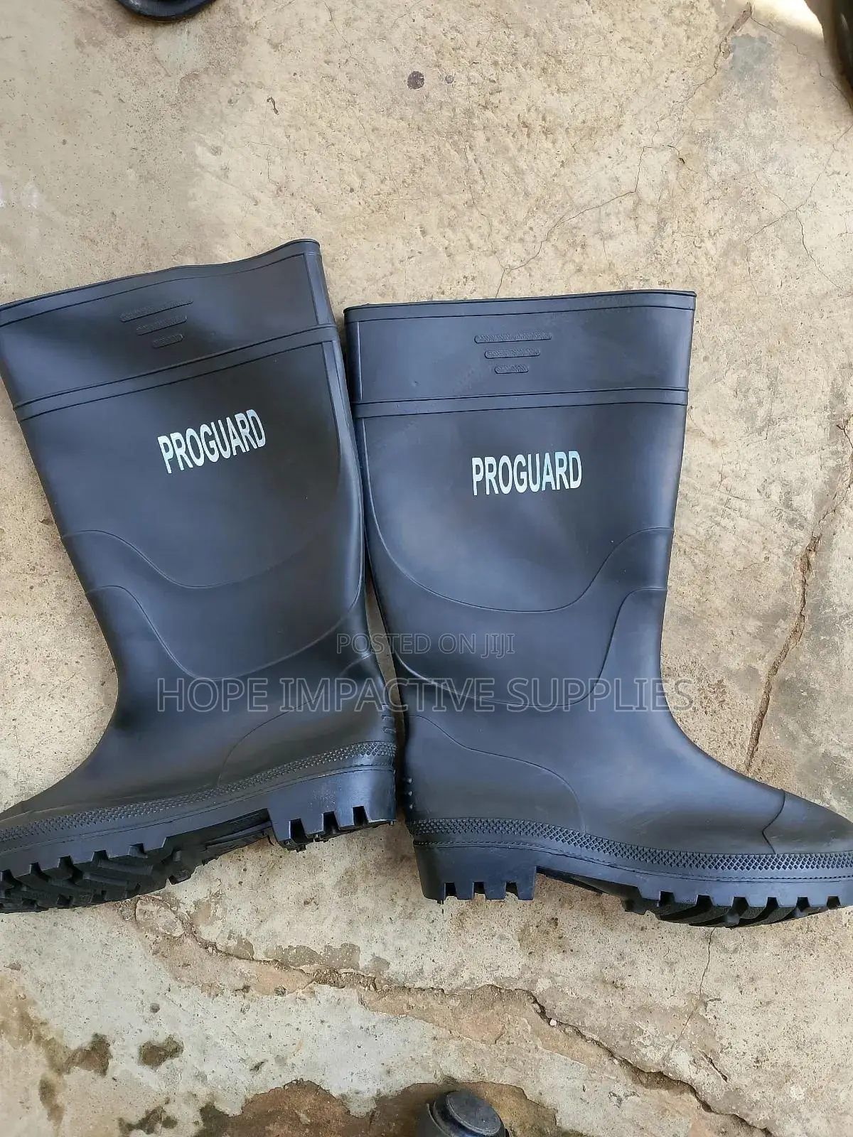 Quality Rain Boots/Normal Wellington Boots.