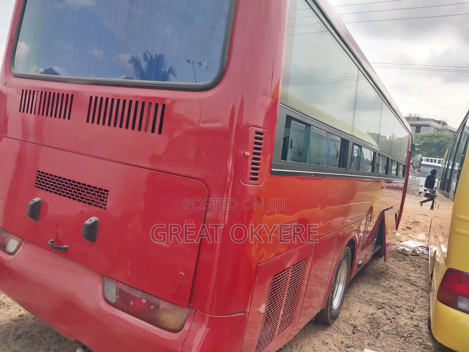 Hyundai Aero Town 2010 Red