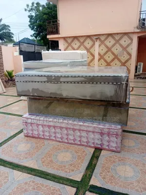 Inbuilt Bed