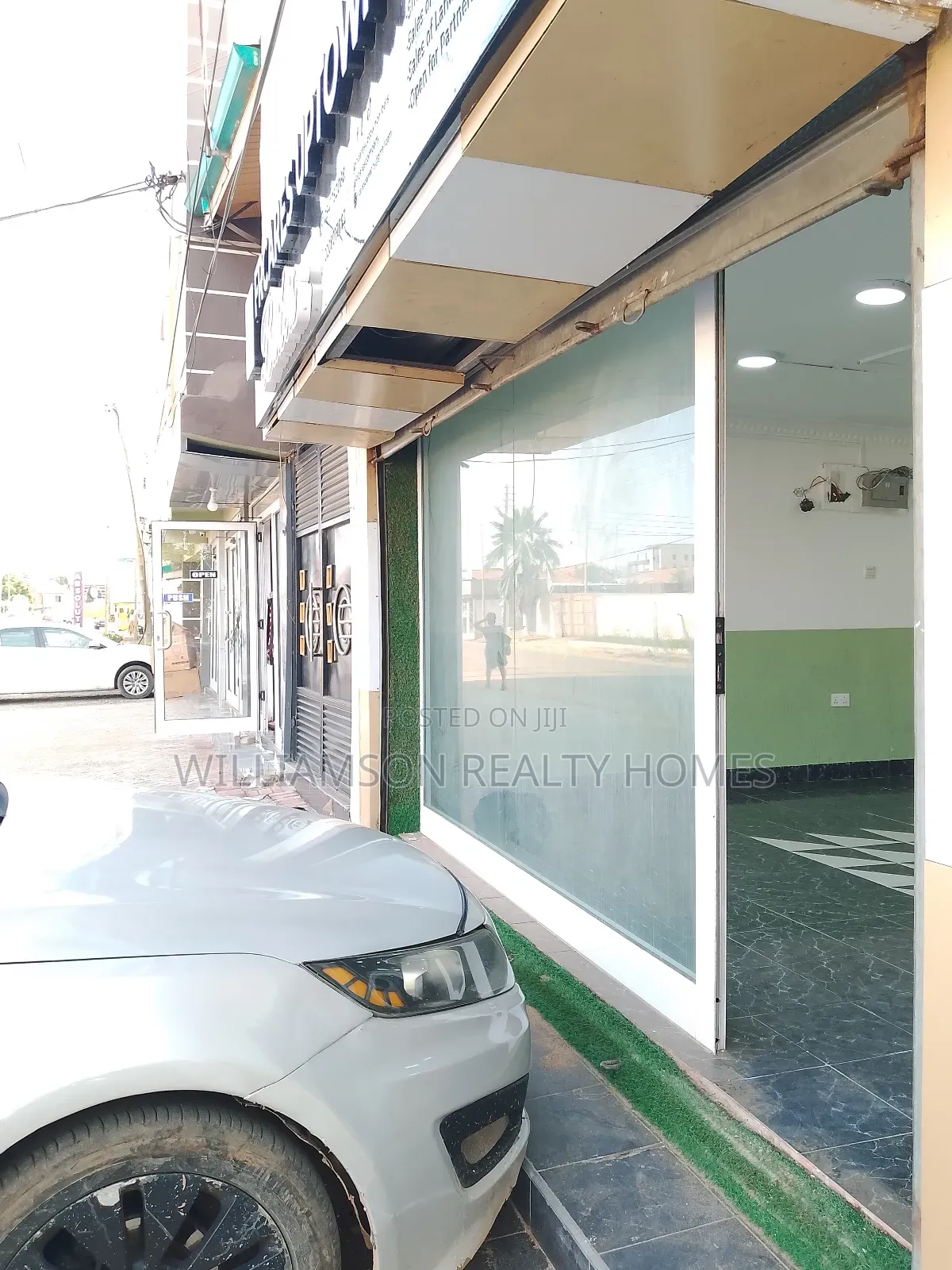 Ground Floor Double Shop/Office Space/Warehouse,Spintex