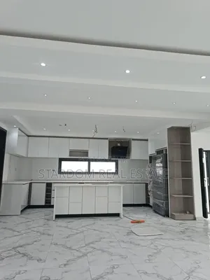 4bdrm Duplex in East Legon for sale