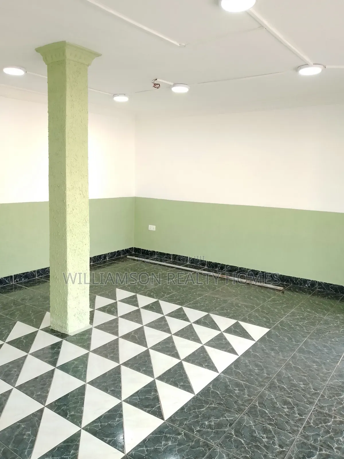 Ground Floor Double Shop/Office Space/Warehouse,Spintex