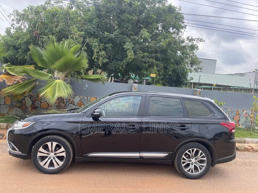 Mitsubishi Outlander SE 4dr SUV AWD (2.4L 4cyl CVT) 2015 Black