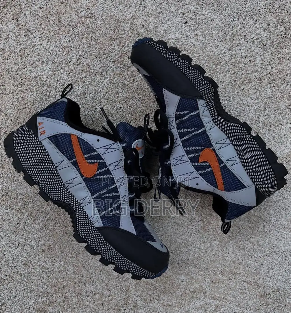 Nike Air Humara