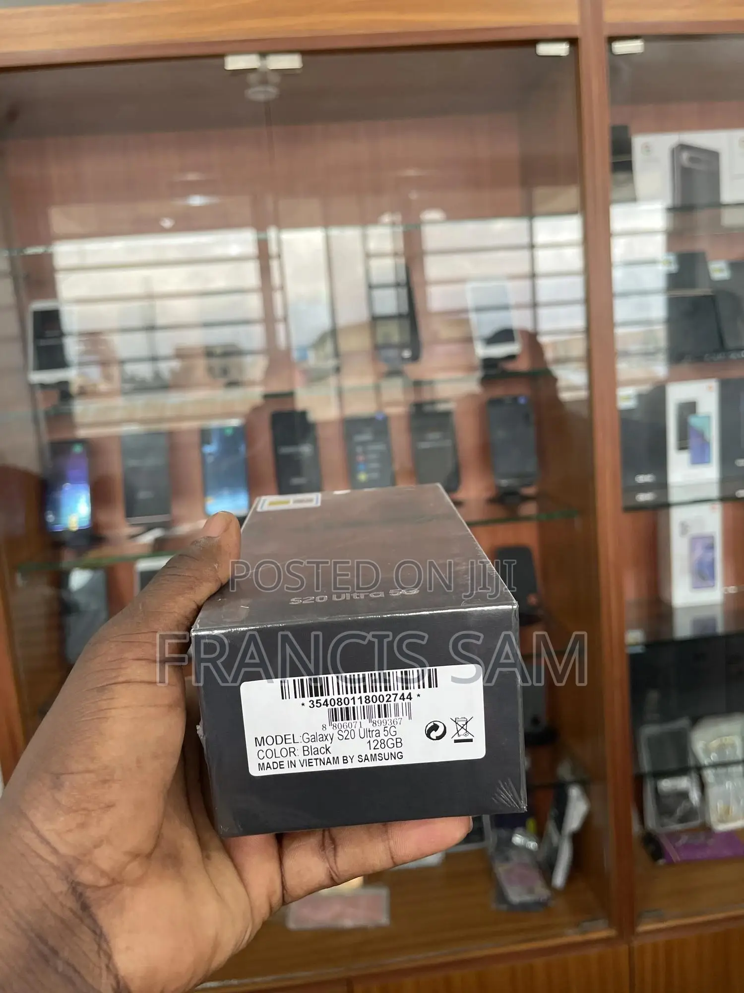 New Samsung Galaxy S20 128 GB Black