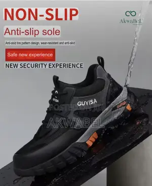 1109t • Lightweight Breathable 10kv Resistant Safety Boots