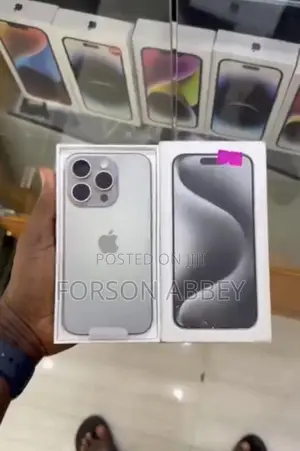 Apple iPhone 15 Pro Max 256 GB Silver