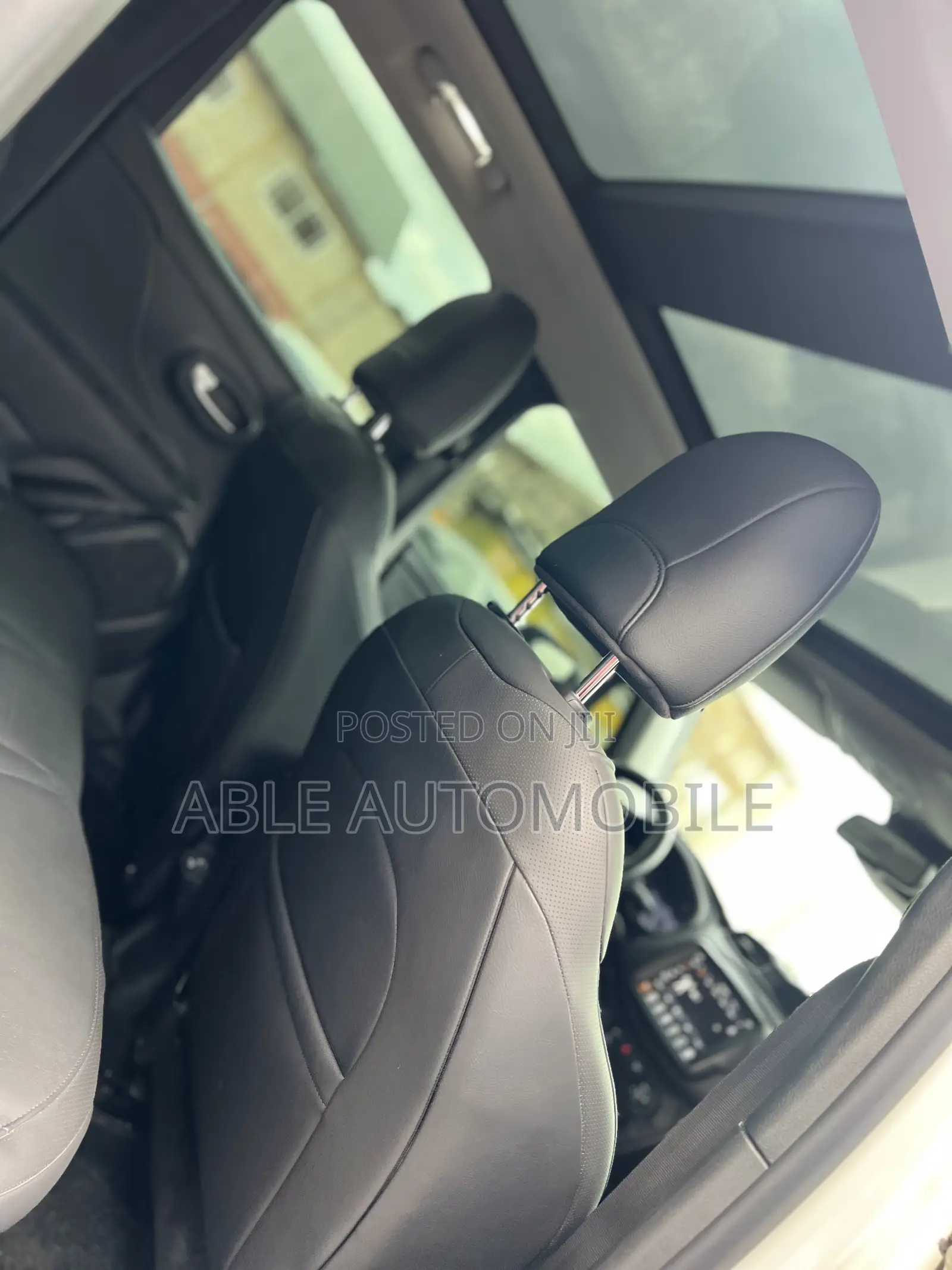 Jeep Renegade 2023 White
