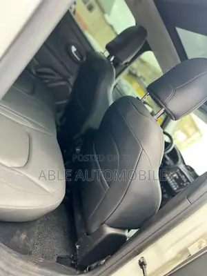 Jeep Renegade 2023 White