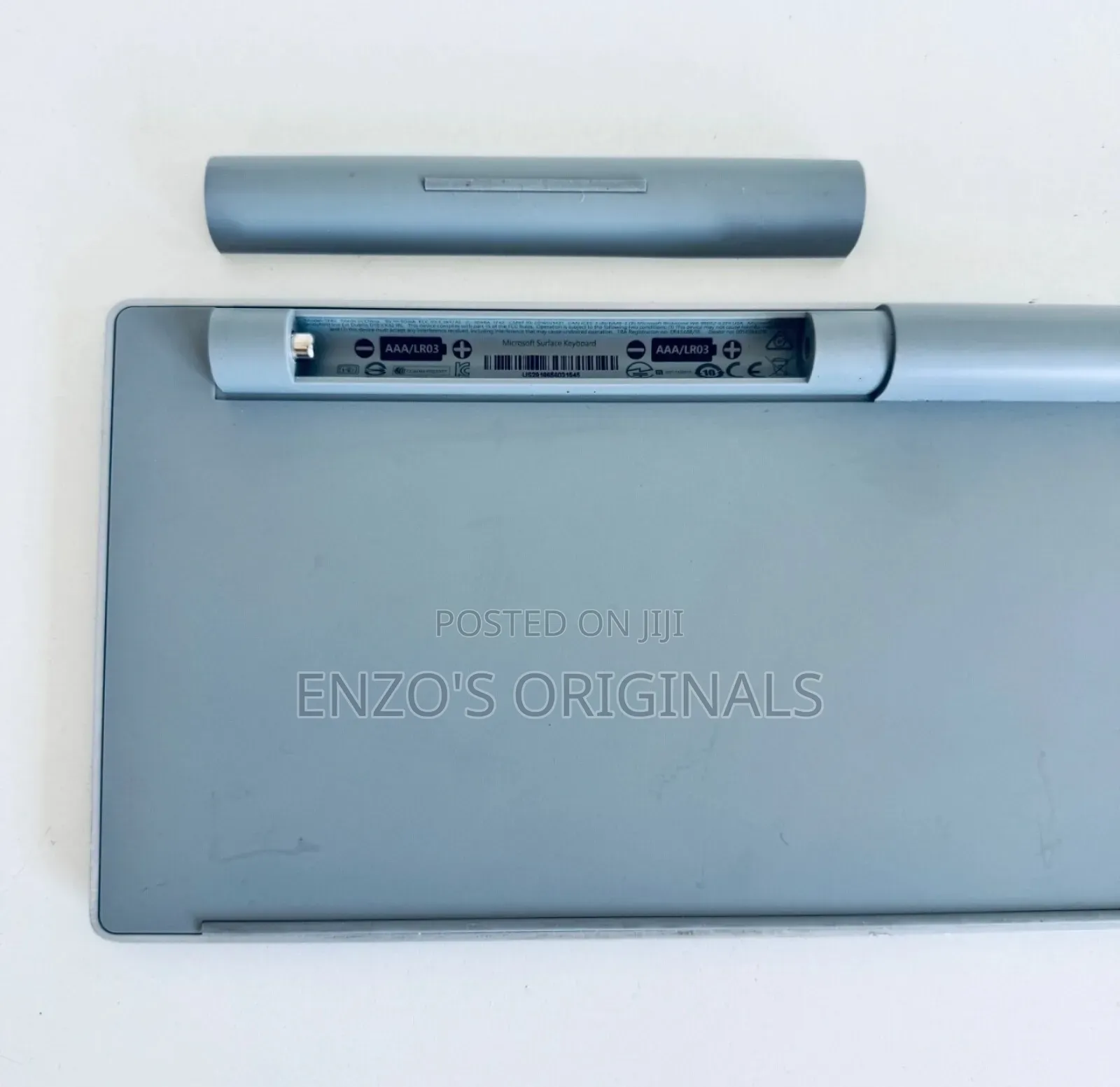 Microsoft Bluetooth Keyboard Full-size Wireless