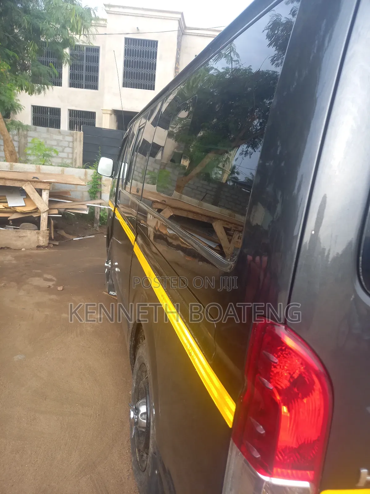Toyota HiAce 2010 Grey