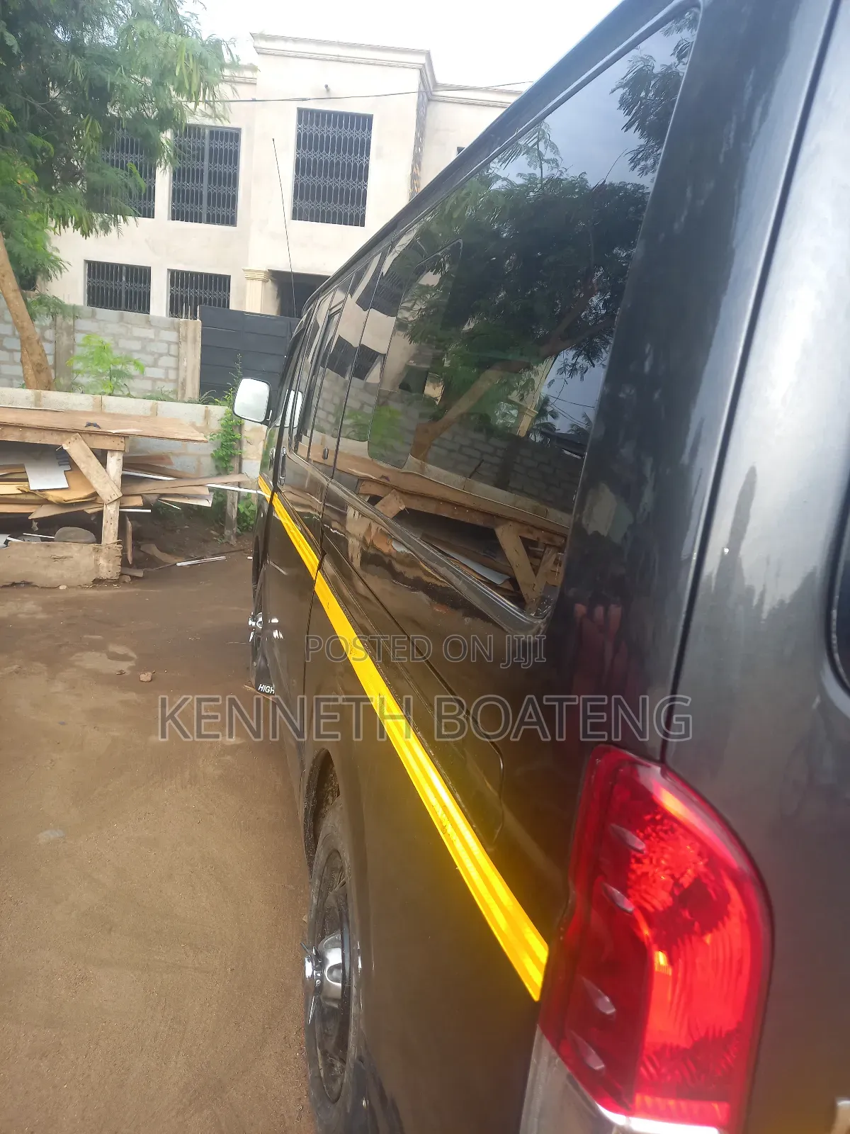 Toyota HiAce 2010 Grey