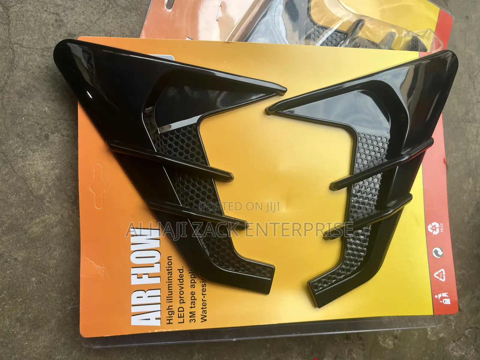 Universal Fender Air Flow (B)