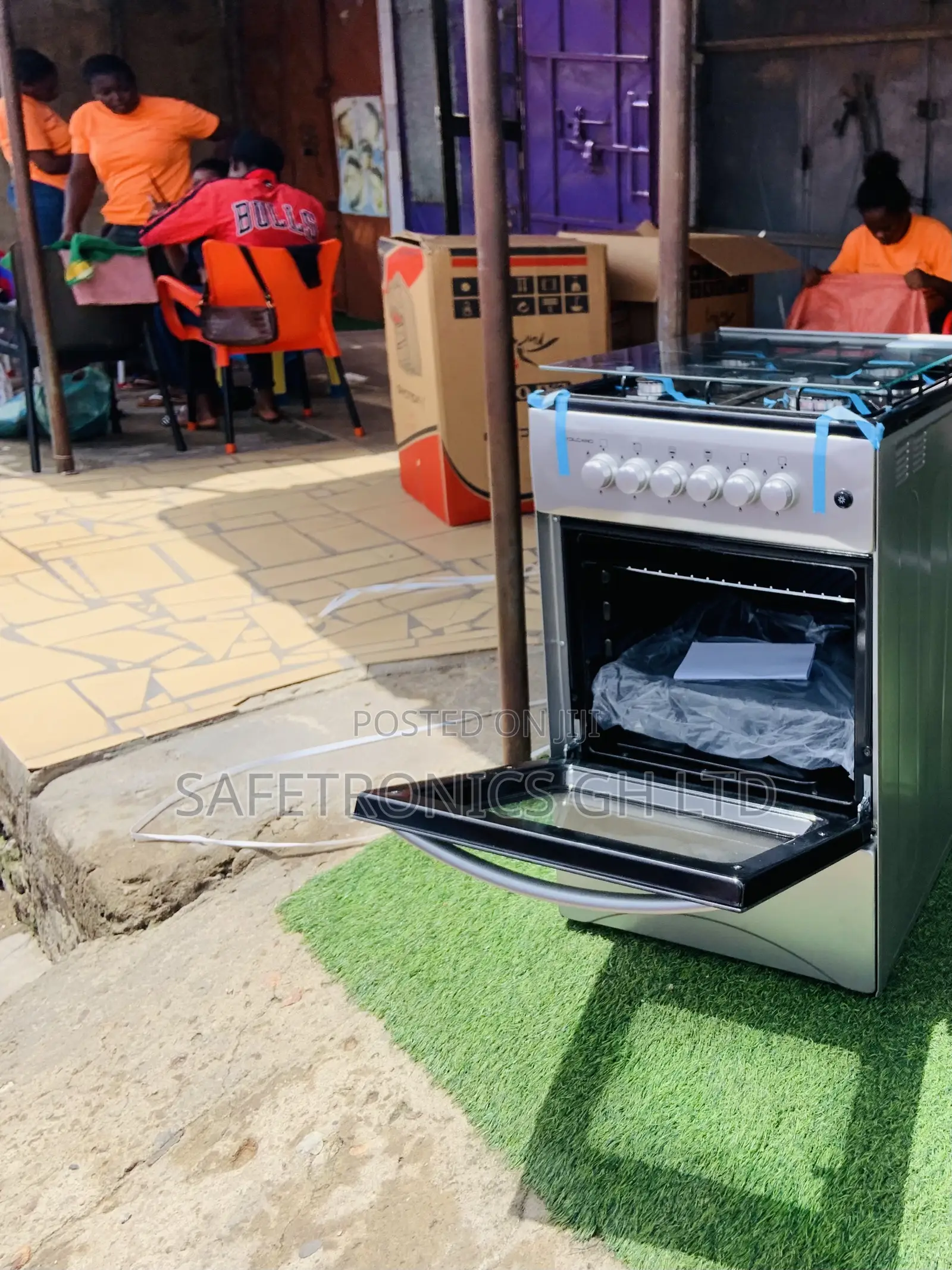 Secure Good 4 Gas Volcano Grey 50x50 Grey Cooker