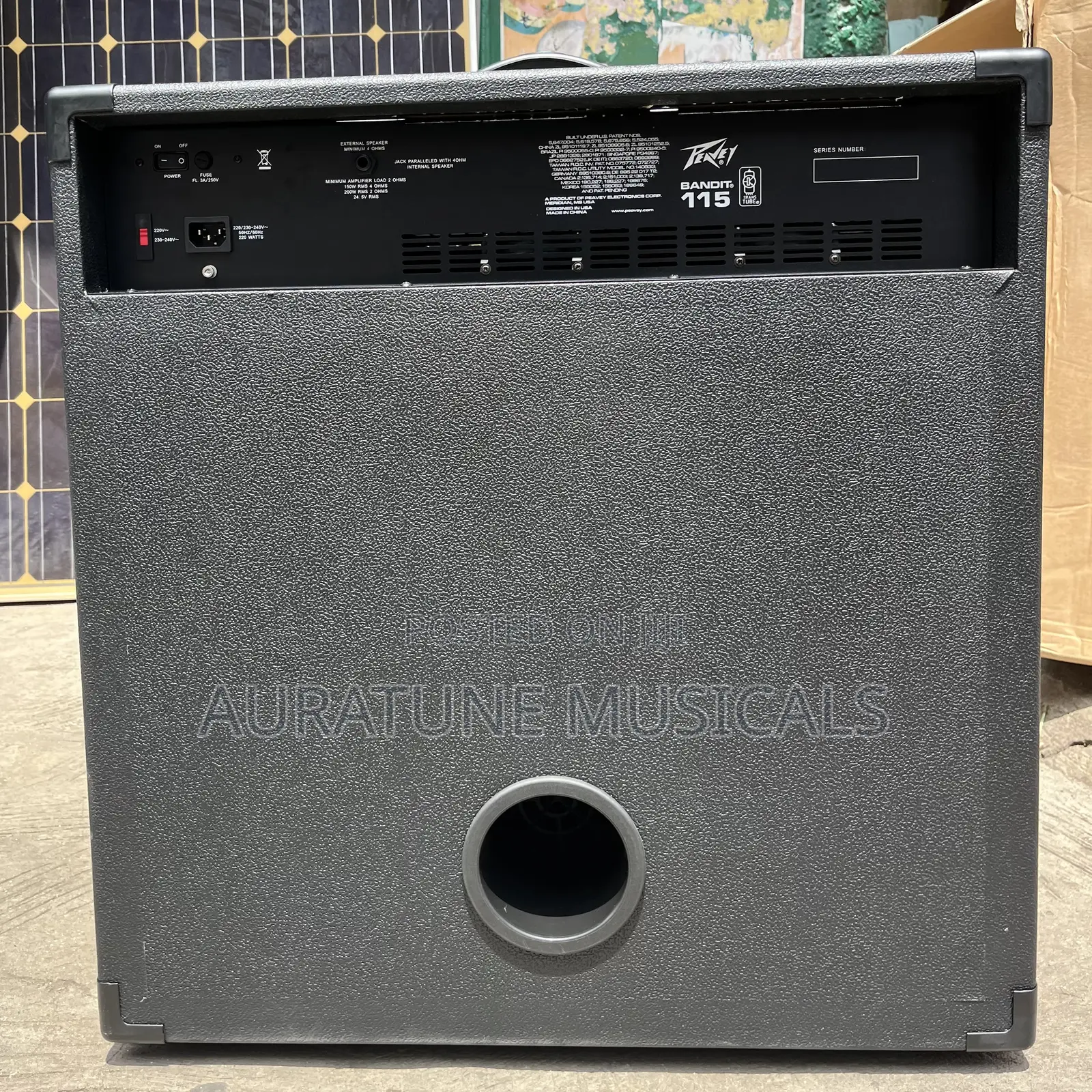 Peavey Bandit 115 15inches Bass Guitar Combo