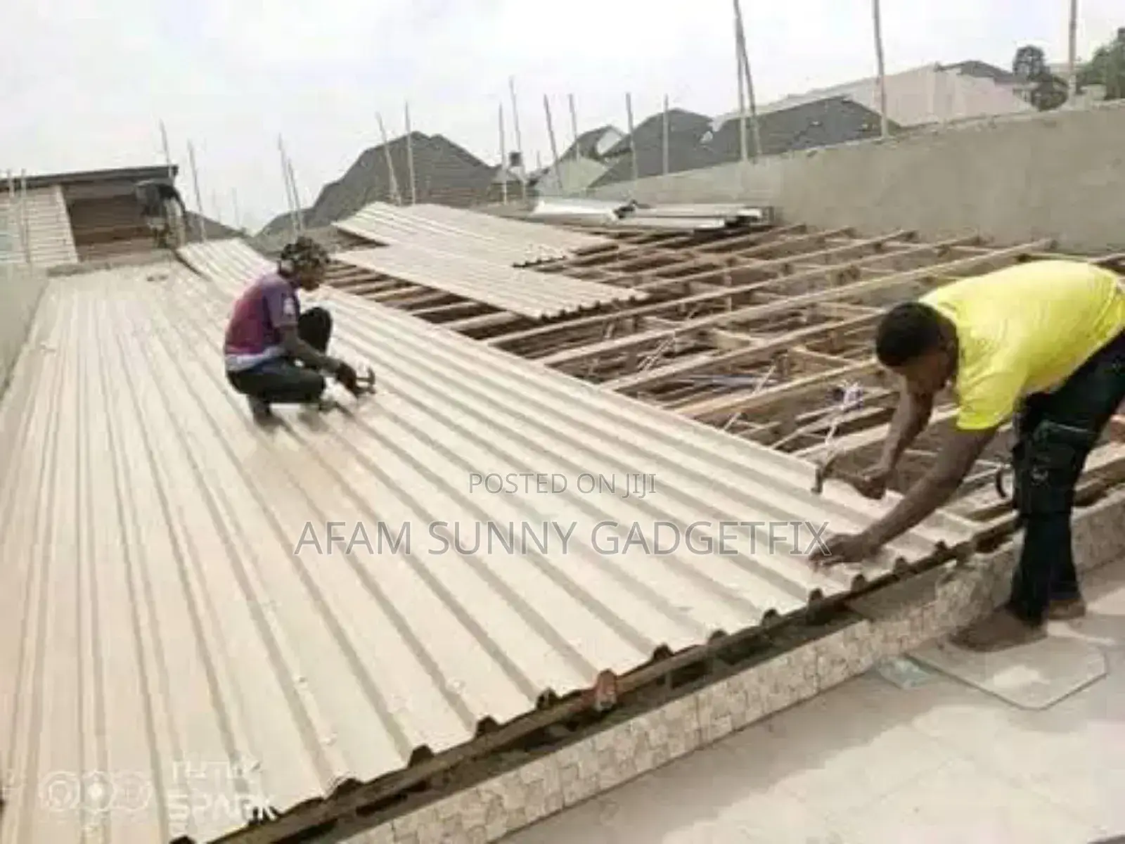 Roofing Contractor And Building Maintenance