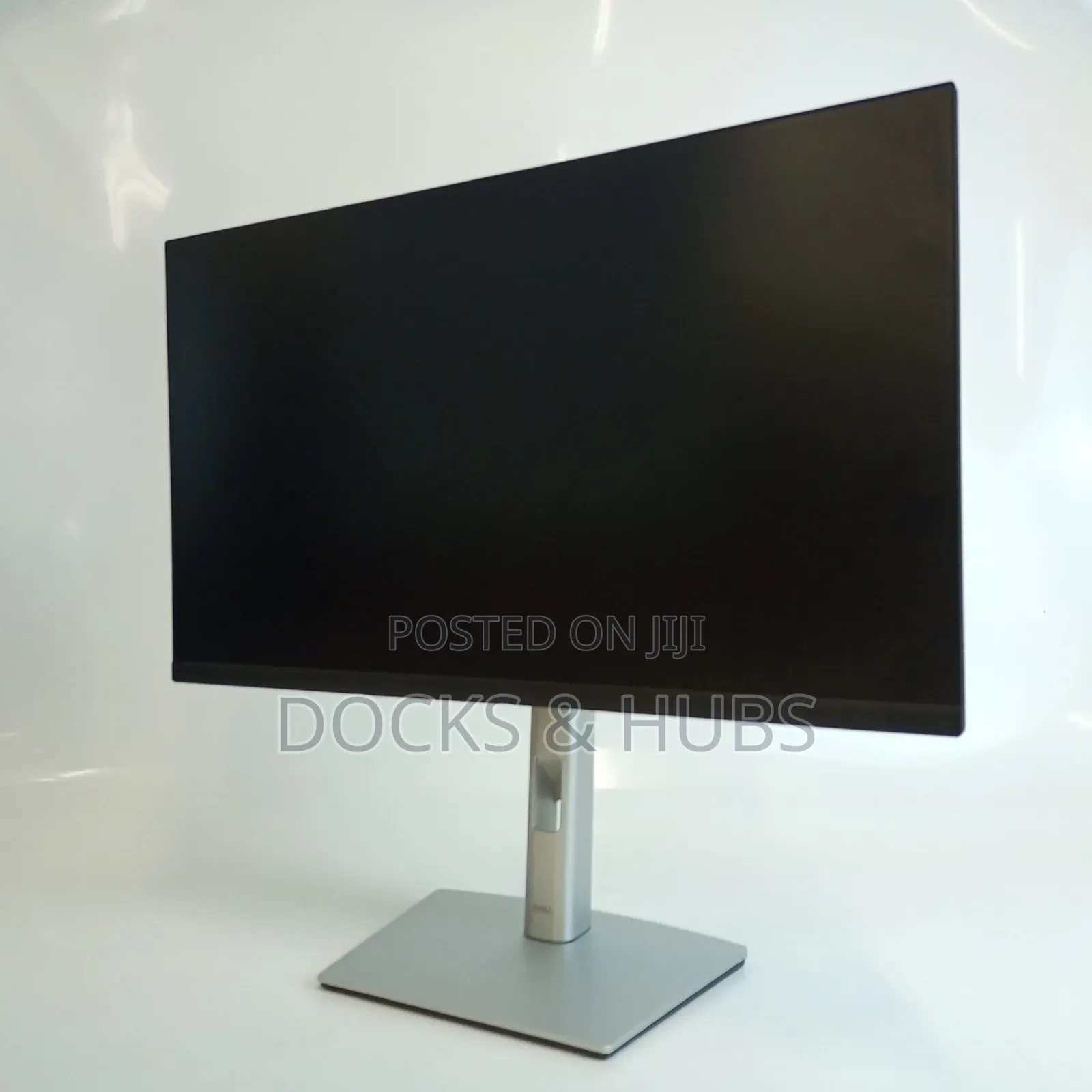 Dell 24" Usb-C Hub Monitor With Comfortview Plus - P2422he