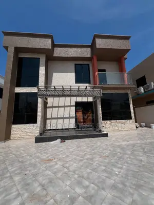 5bdrm House in Adjiringanor, Ability for sale