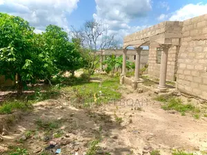 3bdrm House in Lakuza Area.  for sale